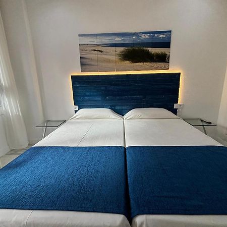 Apartamentos Turisticos Imar Cadiz Exterior photo
