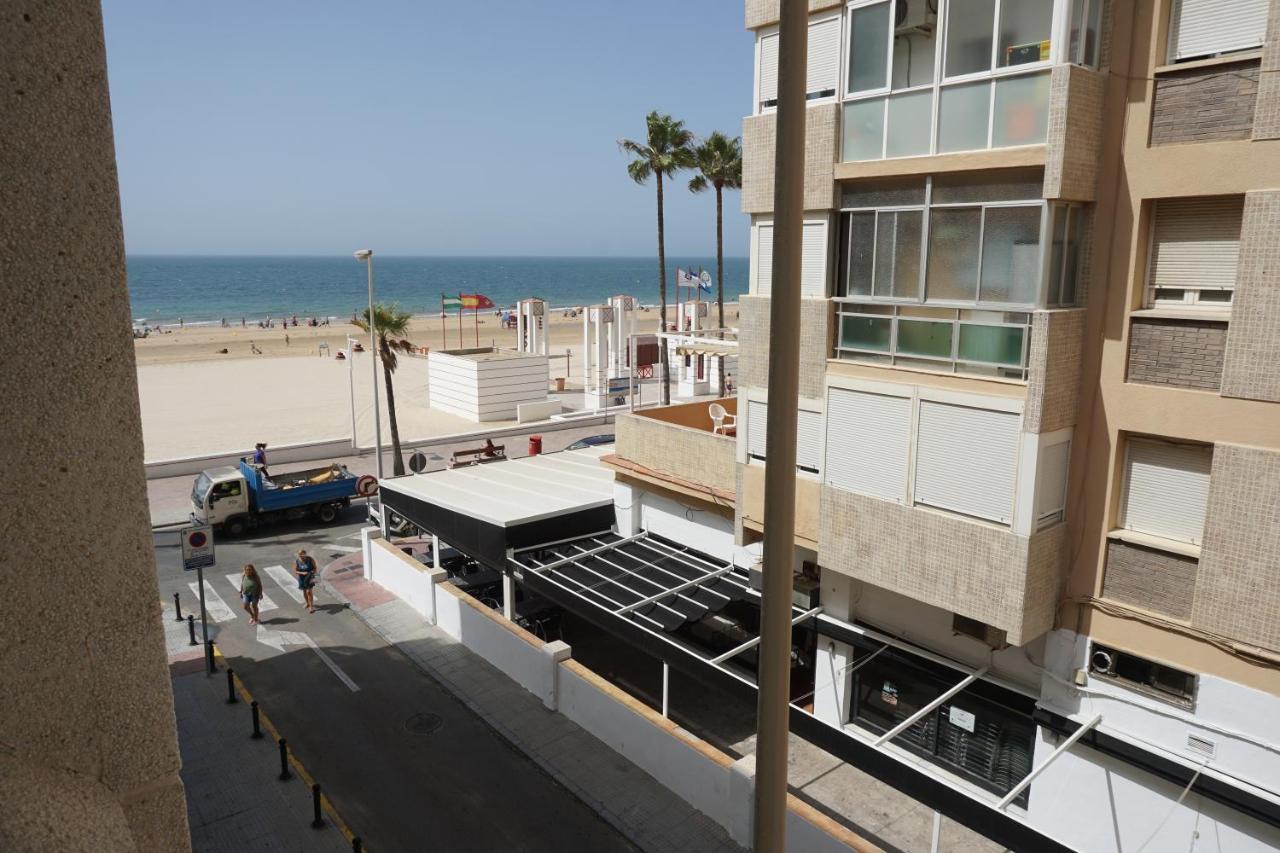 Apartamentos Turisticos Imar Cadiz Exterior photo